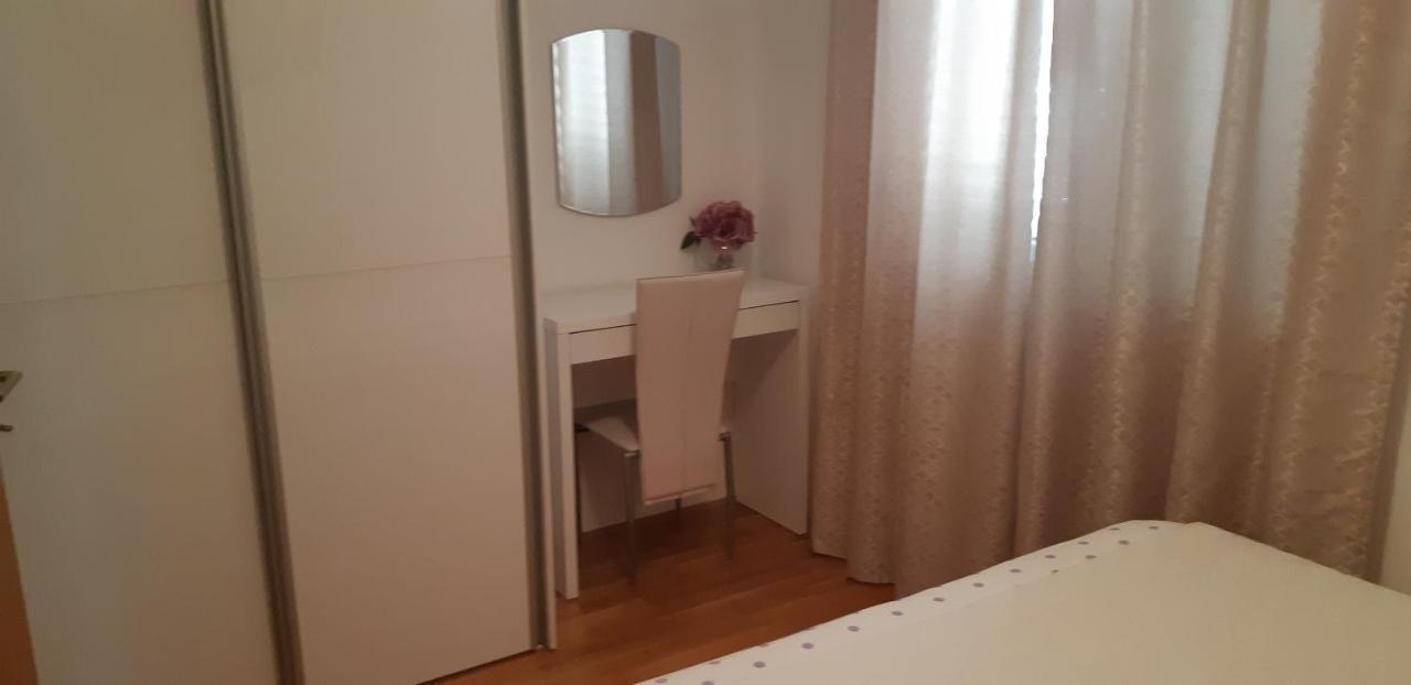 Apartman Dominik Makarska Exterior foto