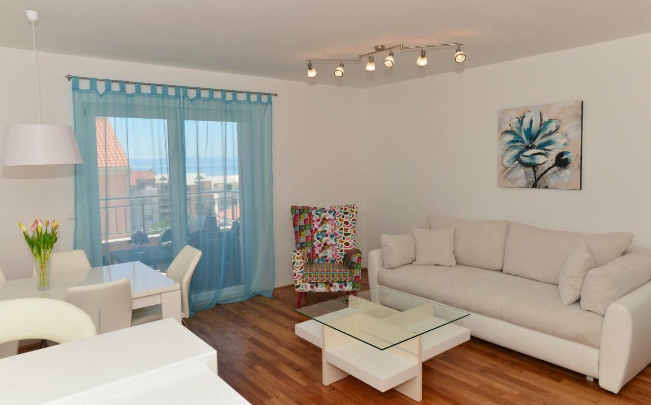 Apartman Dominik Makarska Exterior foto